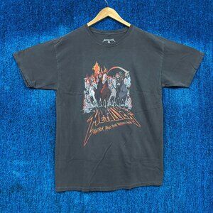 Metallica “ Gather ‘Round Young Warriors Now” Graphic T-Shirt Size Medium